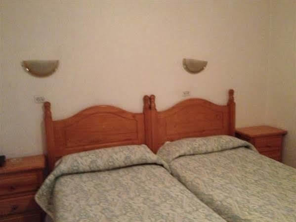 Pension Americano Almeria Luaran gambar