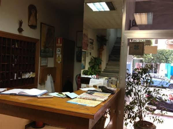 Pension Americano Almeria Luaran gambar